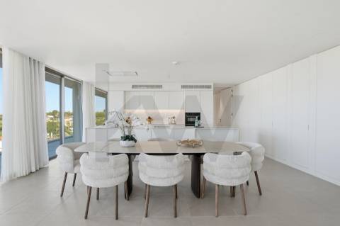 Carvoeiro: Vários apartamentos (T2, T3 e T4) em resort com rendimento (Rental Pool)