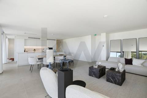 Carvoeiro: Vários apartamentos (T2, T3 e T4) em resort com rendimento (Rental Pool)