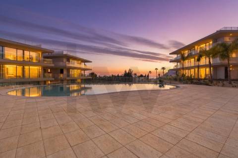 Carvoeiro: Apartamento T2 em resort com rendimento (Rental Pool)