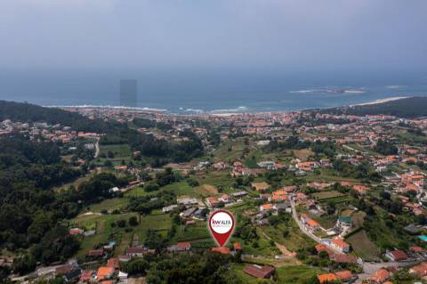 Moradia T4 com vista mar em Moledo