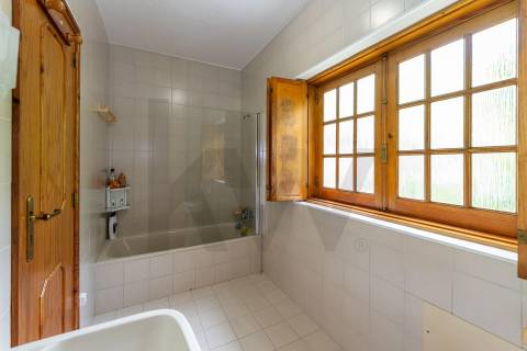 Moradia T4 com vista mar em Moledo