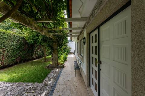 Moradia T4 com vista mar em Moledo