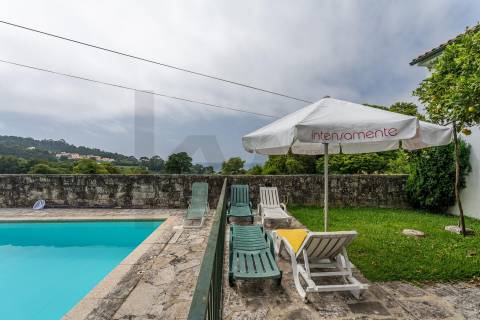 Moradia T4 com vista mar em Moledo