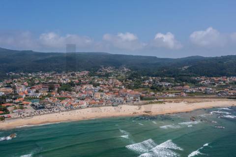 Moradia T4 com vista mar em Moledo