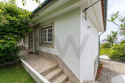 Moradia T4 com vista mar em Moledo