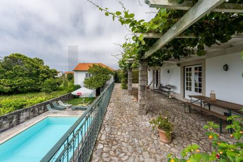 Moradia T4 com vista mar em Moledo