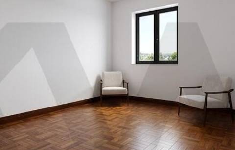 Prédio em Prop. Total  com 2 Apartamentos T3 + Cave em Bragança (Sé )