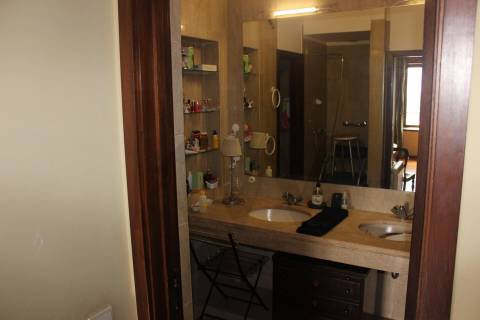 Apartamento T5 na Avenida da Boavista, com 270 m² 