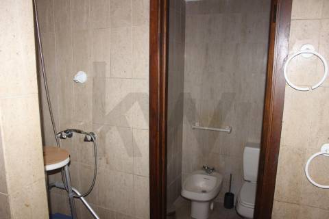 Apartamento T5 na Avenida da Boavista, com 270 m² 