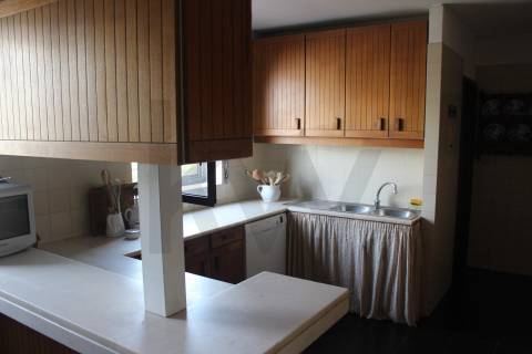 Apartamento T5 na Avenida da Boavista, com 270 m² 