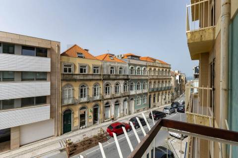 T1 para arrendamento  exclusivo na Foz do Douro – A 50m da Praia - Totalmente Remodelado