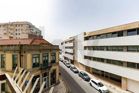 T1 para arrendamento  exclusivo na Foz do Douro – A 50m da Praia - Totalmente Remodelado