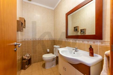 Moradia T3 em banda com terraço e garagem em Vila Praia de Âncora, Caminha