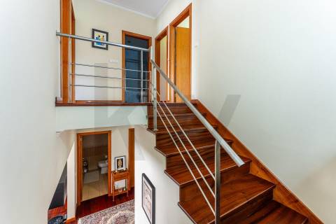 Moradia T3 em banda com terraço e garagem em Vila Praia de Âncora, Caminha