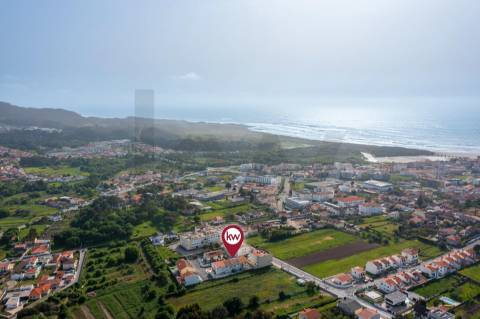 Moradia T3 em banda com terraço e garagem em Vila Praia de Âncora, Caminha