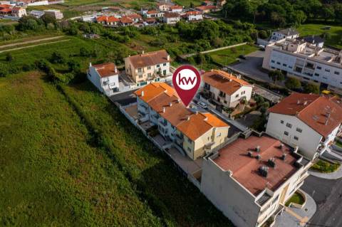 Moradia T3 em banda com terraço e garagem em Vila Praia de Âncora, Caminha