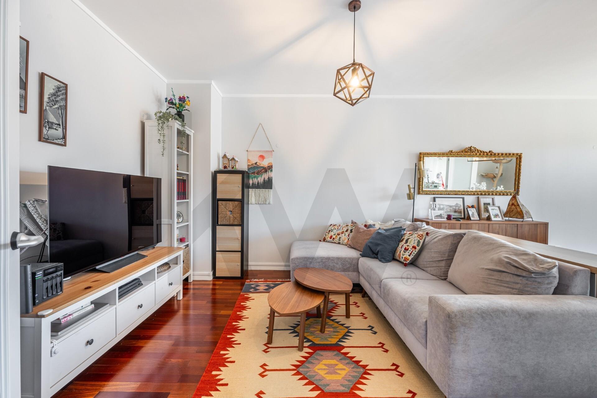 Apartamento T2 com Localização  Única e Estratégica-Junto ao Hospital São João  e Polo Universitário