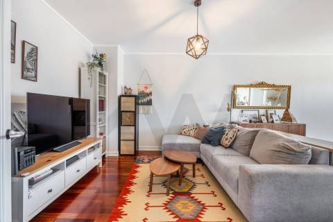 Apartamento T2 com Localização  Única e Estratégica-Junto ao Hospital São João  e Polo Universitário