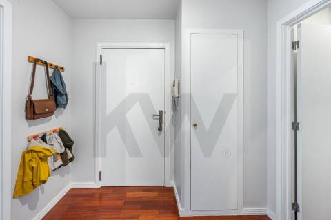 Apartamento T2 com Localização  Única e Estratégica-Junto ao Hospital São João  e Polo Universitário