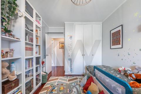 Apartamento T2 com Localização  Única e Estratégica-Junto ao Hospital São João  e Polo Universitário