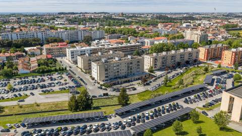 Apartamento T2 com Localização  Única e Estratégica-Junto ao Hospital São João  e Polo Universitário