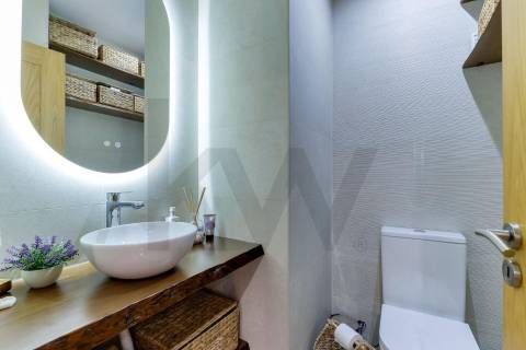 Apartamento T3 com 3 WC, Renovado em Moreira da Maia!