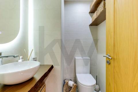 Apartamento T3 com 3 WC, Renovado em Moreira da Maia!