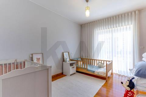 Apartamento T3 com 3 WC, Renovado em Moreira da Maia!