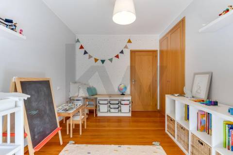 Apartamento T3 com 3 WC, Renovado em Moreira da Maia!