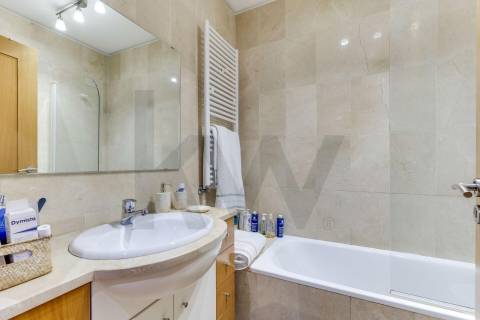 Apartamento T3 com 3 WC, Renovado em Moreira da Maia!