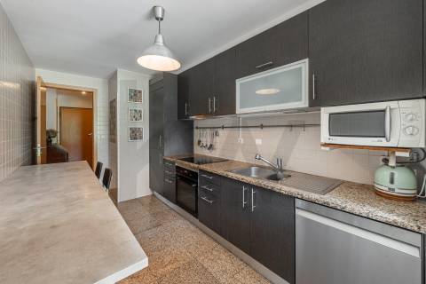 ⭐Apartamento T2, excelentes áreas, zona Nobre do Porto - Lordelo do Ouro. Terraço com 50 m² ⭐