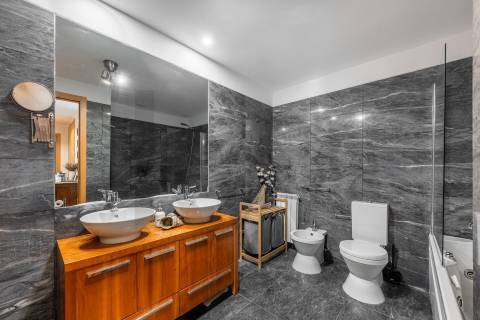 ⭐Apartamento T2, excelentes áreas, zona Nobre do Porto - Lordelo do Ouro. Terraço com 50 m² ⭐