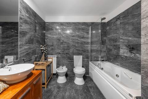 ⭐Apartamento T2, excelentes áreas, zona Nobre do Porto - Lordelo do Ouro. Terraço com 50 m² ⭐