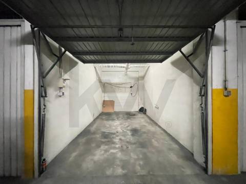 Apartamento T2+1 na Av. Renato Araújo (S. João da Madeira)