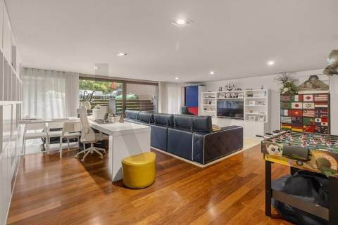 Moradia T4+1 no Villas do Parque: Viver entre o Parque e o Mar