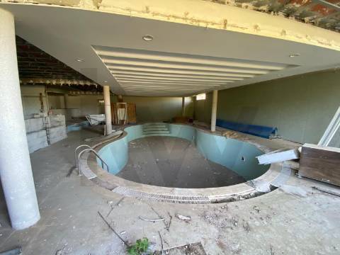 Moradia de Luxo T7 com Piscina Interior | Santo Tirso - Trofa