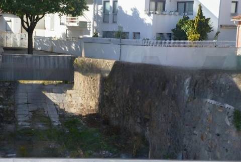 Terreno Urbano para Moradia T4 de Luxo - Vistas de Rio e Mar – Fluvial, Lordelo do Ouro, Porto