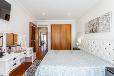 Moradia T3 com jardim e garagem, Jovim, Gondomar