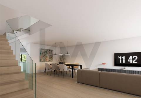 Moradia T3 de Três Frentes | Condomínio Fechado | Piscina - Jardim | Box duas Viaturas | Gondomar