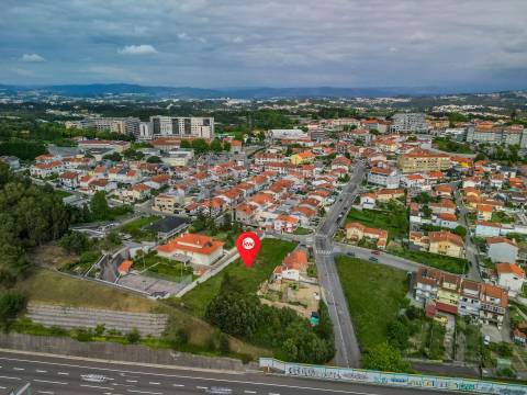 TERRENO - 2.005 m2 - Rua Belos Ares - Carvalhos - V.N.Gaia