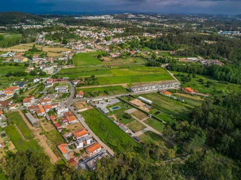 TERRENO – R. Lavoura - Perosinho – Gaia – 2.810 m2