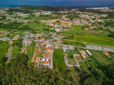 TERRENO – R. Lavoura - Perosinho – Gaia – 2.810 m2