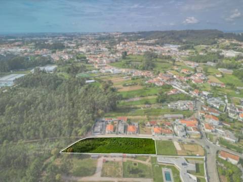 TERRENO – R. Lavoura - Perosinho – Gaia – 2.810 m2