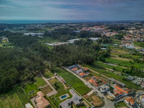 TERRENO – R. Lavoura - Perosinho – Gaia – 2.810 m2