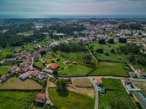 TERRENO  - 2.742 m2 Rua Pousada - Perosinho - V.N.Gaia