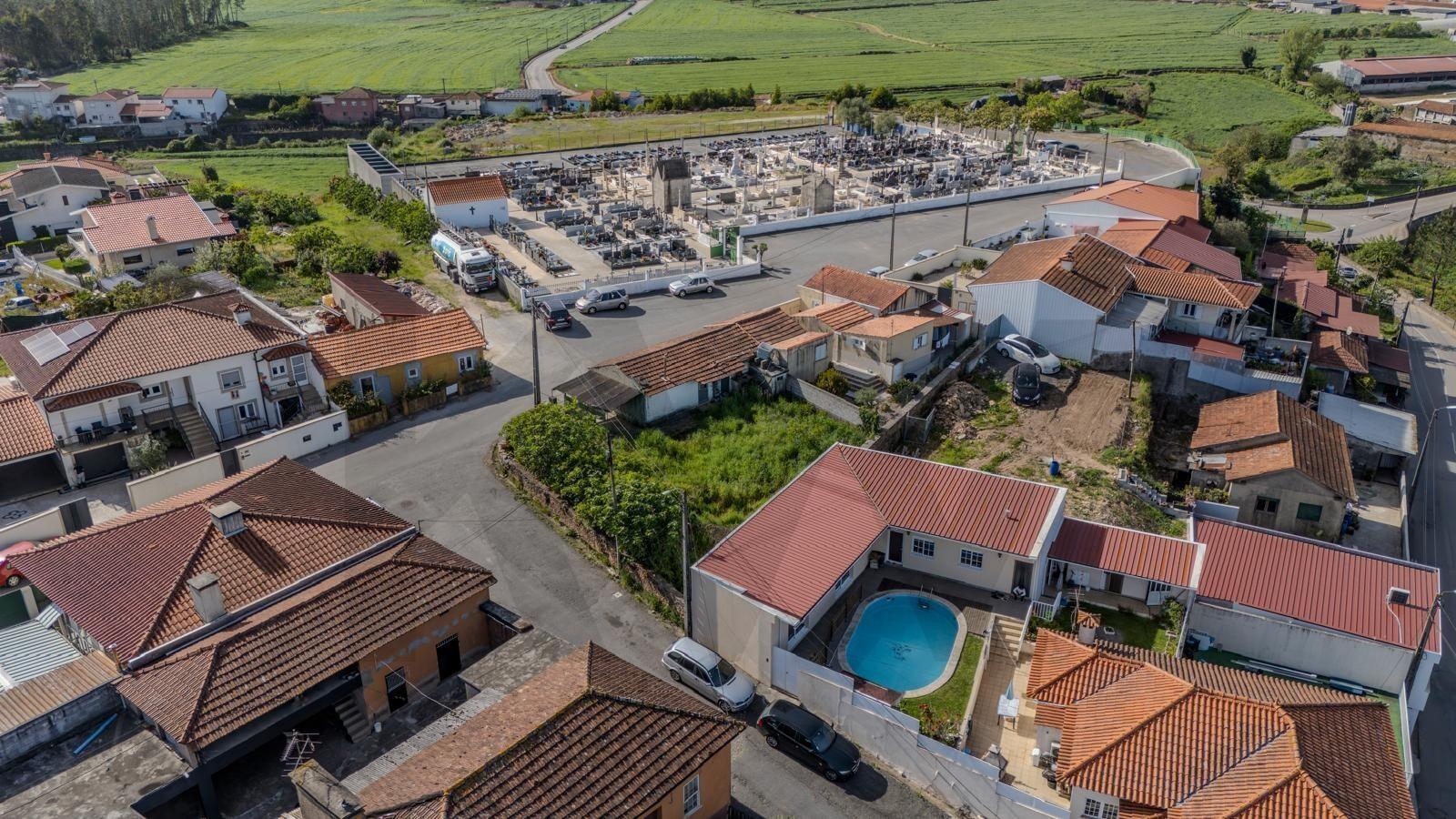 Moradia para Recuperar em Outeiro do Sino - Fradelos - Vila Nova de Famalicão
