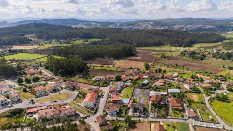 Lote de terreno para construção com 1059 m² em Grimancelos, Barcelos