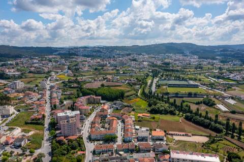 Andar Moradia T2 Renovado com Garagem - Rio Tinto, Gondomar