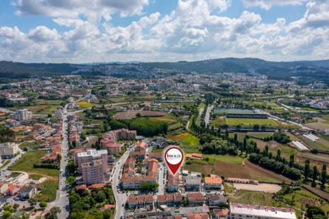 Andar Moradia T2 Renovado com Garagem - Rio Tinto, Gondomar