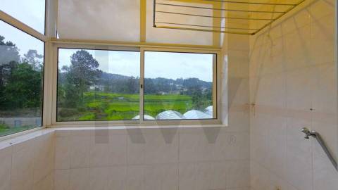 Apartamento T2 com Garagem e Elevador, CABEÇA SANTA, PENAFIEL